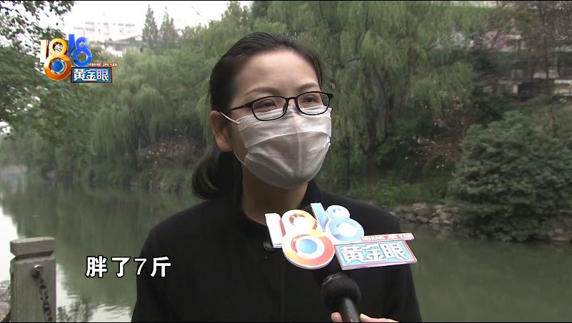 DƬ